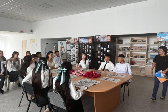 Жастар арасында 18 маусым күні «Тіл – халық мұрасы» тақырыбында танымдық іс-шара өтті